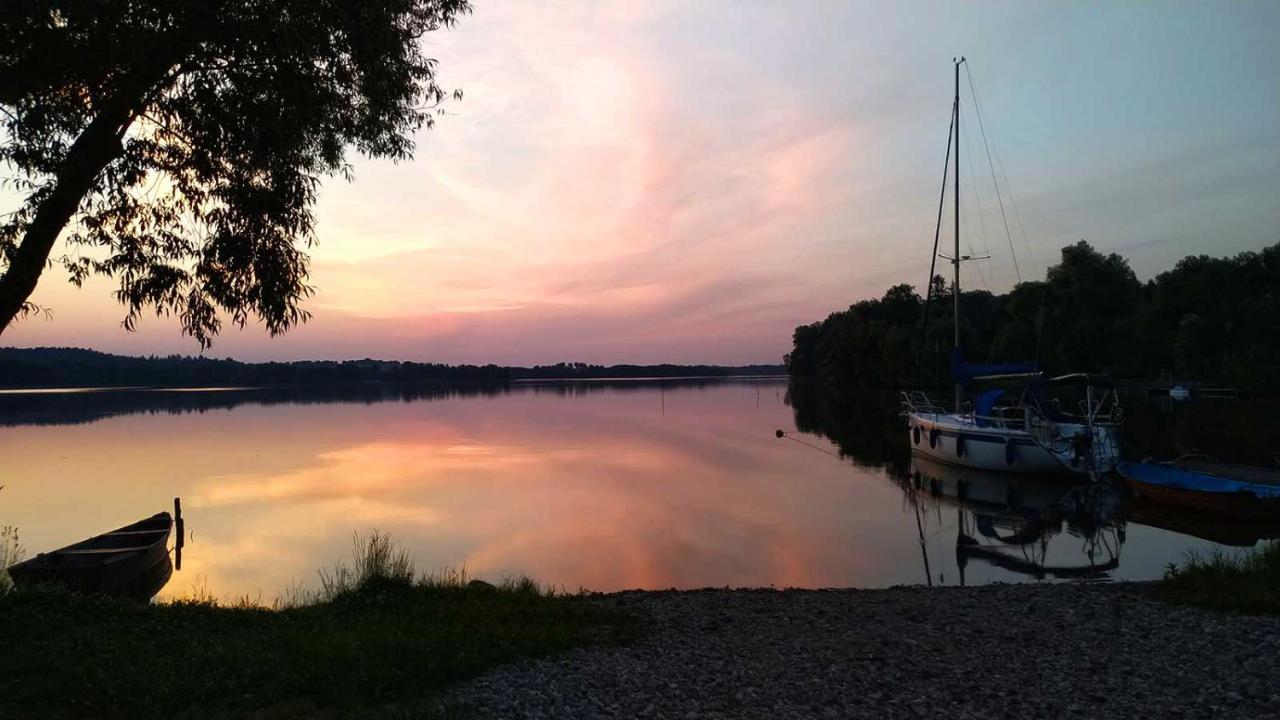 ホテル Go Mazury ムロンゴヴォ エクステリア 写真